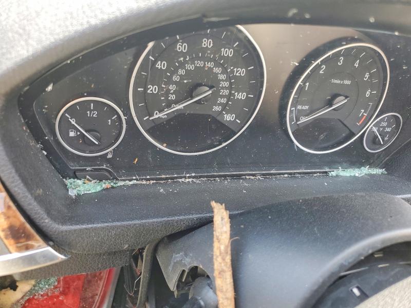 2014 BMW 3er VIN WBA3B3G58ENR81597 COPART salvage auction — ROLLOVER, Sc - Cert Of Title-Salvage, sold $400 on 2026-07-27 (photo 9)