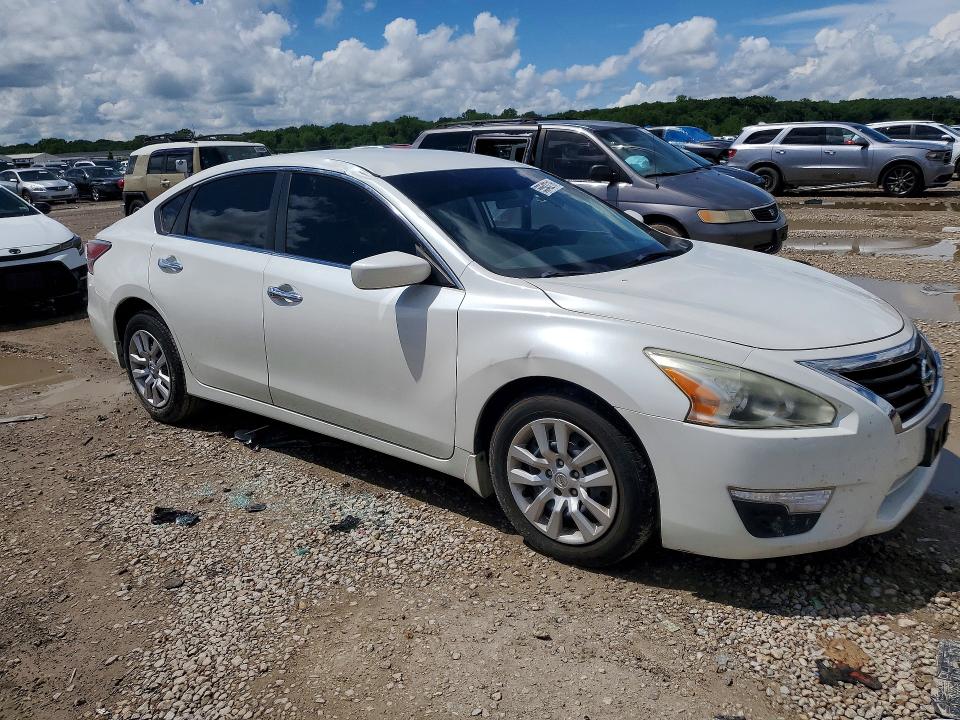 2014 Nissan Altima VIN 1N4AL3AP4EC113082 COPART salvage auction — SIDE, Mo - Salvage Certificate Of Title, sold $975 on 2026-07-09 (photo 4)