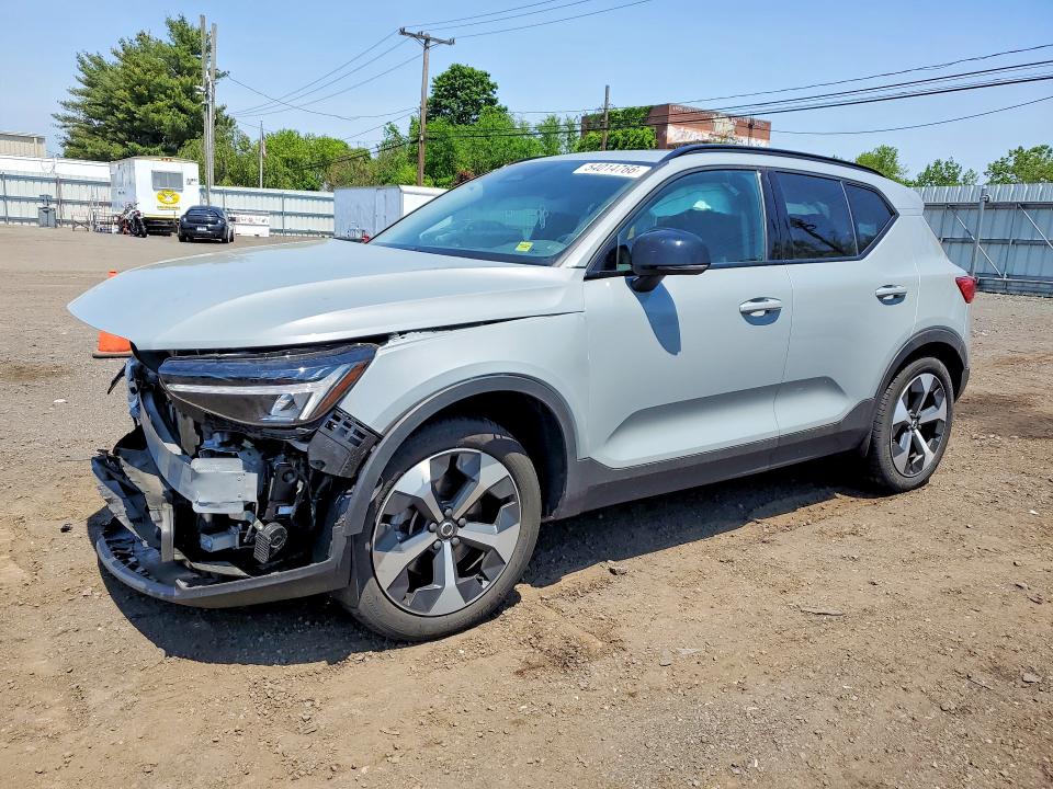 2024 Volvo Xc40 VIN YV4L12UK2R2258620 COPART salvage auction — FRONT END, CT - CERT OF TITLE-SALVAGE, sold $4,950 on 2026-07-02 (photo 1)
