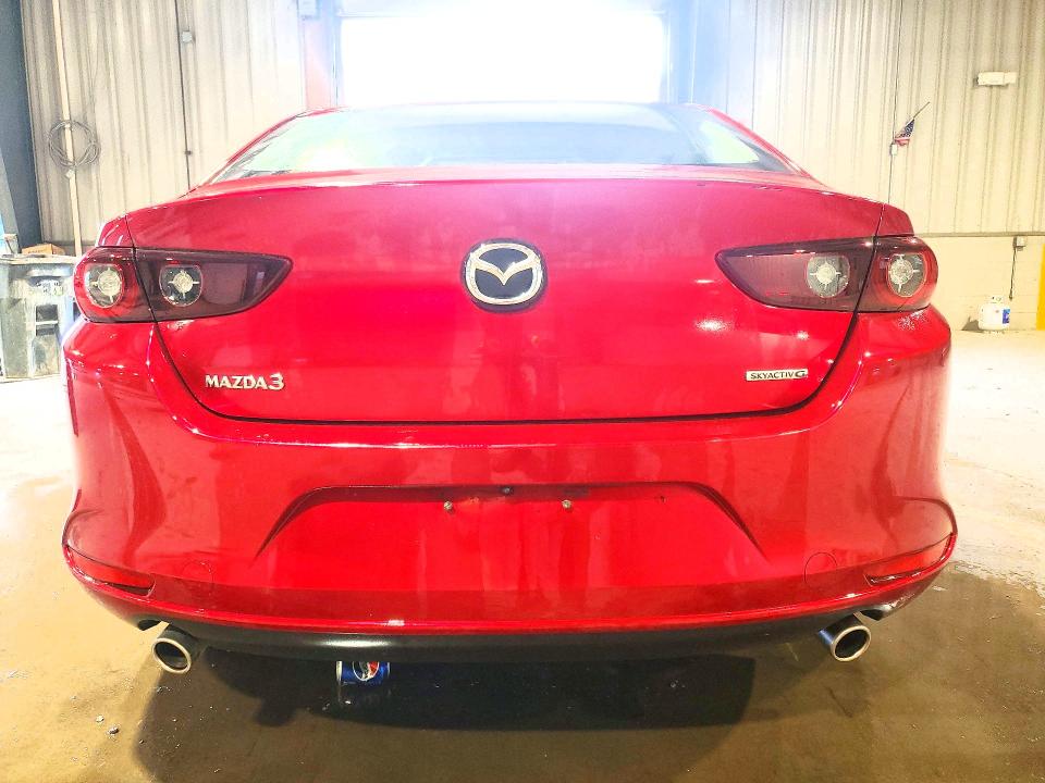 2025 Mazda 3 VIN JM1BPACM3S1759974 COPART salvage auction — MINOR DENT/SCRATCHES, IN - CERTIFICATE OF TITLE, sold $500 on 2026-07-28 (photo 6)