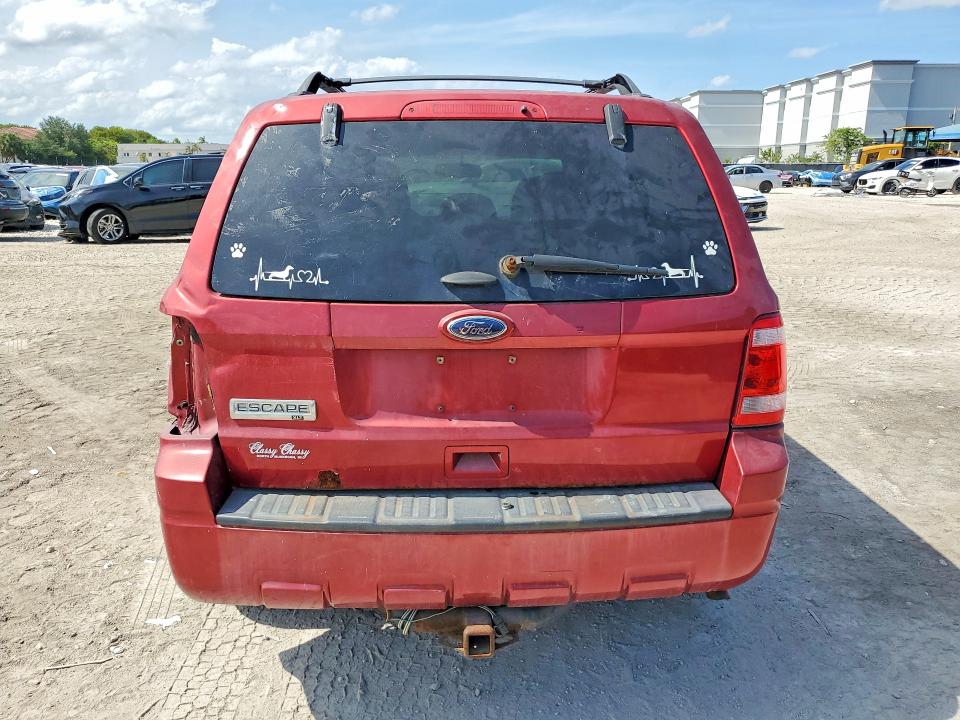 2012 Ford Escape VIN 1FMCU0D78CKC04963 COPART salvage auction — SIDE, MI - CERT OF TITLE-SALVAGE HISTORY, sold $750 on 2026-07-02 (photo 6)