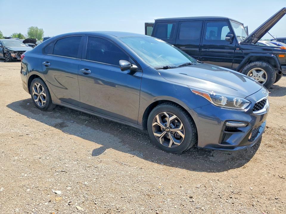2021 Kia Forte VIN 3KPF24AD3ME353469 COPART salvage auction — SIDE, Il - Salvage Certificate, sold $3,850 on 2026-07-09 (photo 4)