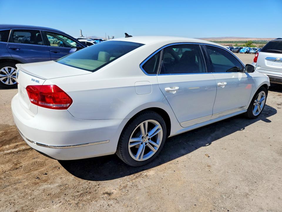 2015 Volkswagen Passat VIN 1VWCV7A34FC064790 COPART salvage auction — FRONT END, Az - Cert Of Title - Salvage, sold $450 on 2026-07-09 (photo 3)
