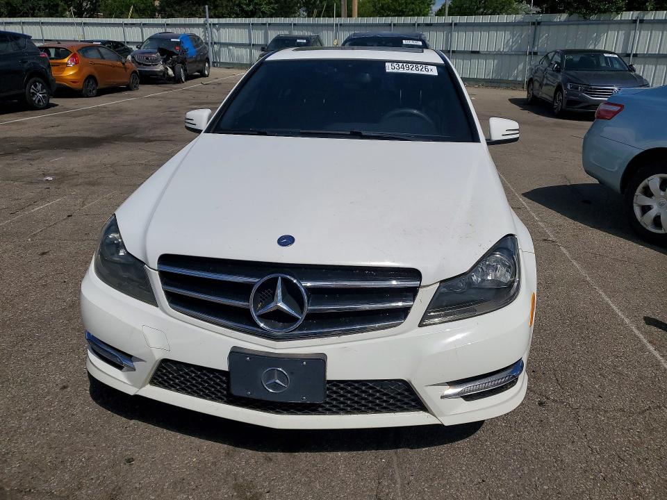 2014 Mercedes-benz C-klasse VIN WDDGF4HB9ER317603 COPART salvage auction — MECHANICAL, Oh - Certificate Of Title, sold $1,450 on 2026-07-29 (photo 5)