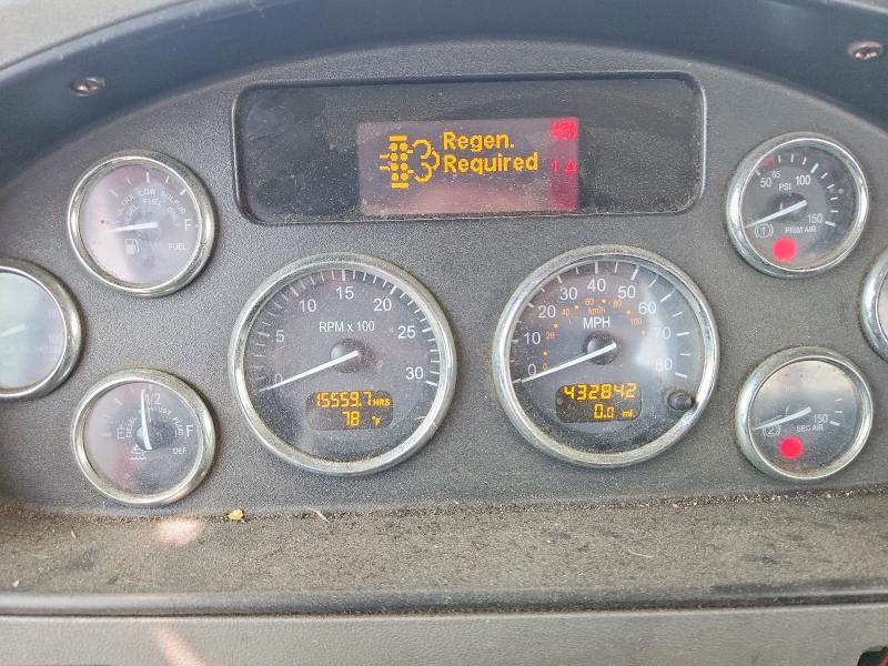 2012 Peterbilt 348 VIN 2NP3LN9XXCM150747 COPART salvage auction — MINOR DENT/SCRATCHES, WV - CERTIFICATE OF TITLE, sold $27,500 on 2026-09-08 (photo 8)