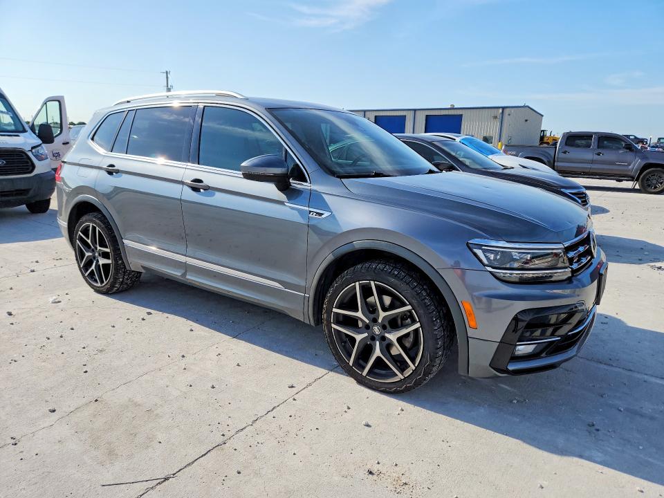 2020 Volkswagen Tiguan VIN 3VV4B7AX1LM151593 COPART salvage auction — HAIL, Tx - Certificate Of Title, sold $7,800 on 2026-07-24 (photo 4)