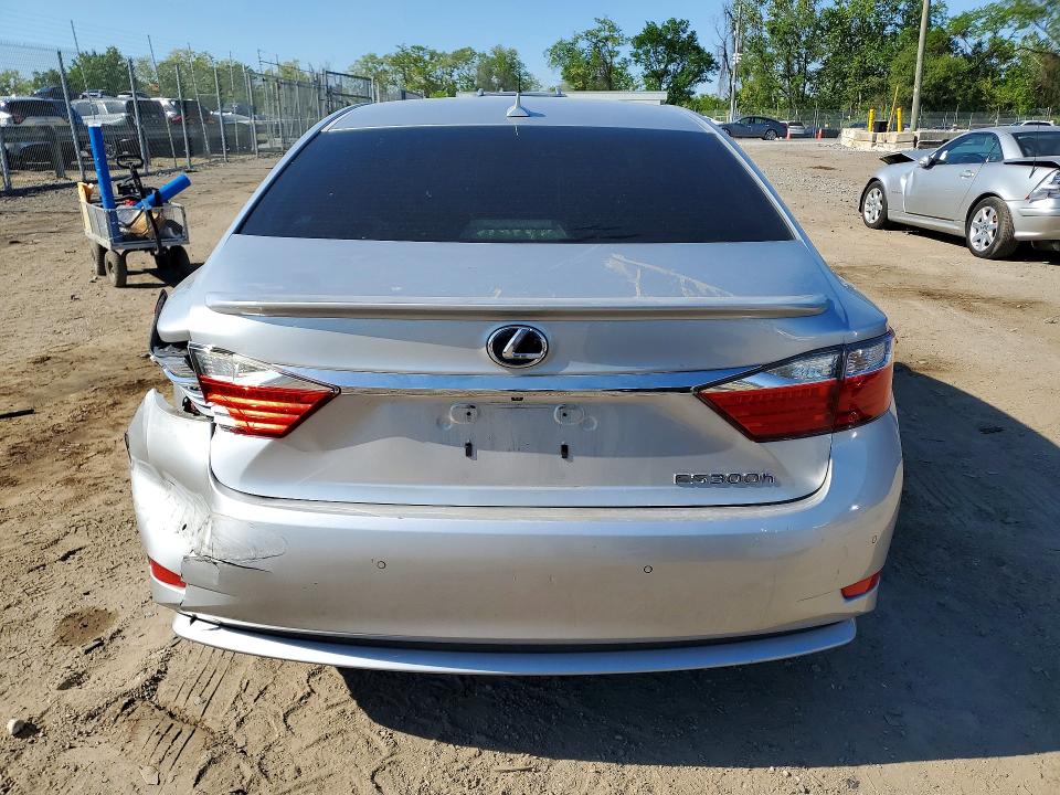 2013 Lexus ES VIN JTHBW1GG7D2015393 COPART salvage auction — REAR END, Md - Cert Of Salvage > 75% Damage, sold $400 on 2026-07-23 (photo 6)