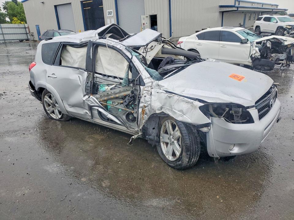 2008 Toyota Rav4 VIN JTMZD32V385082066 COPART salvage auction — ROLLOVER, Ca - Non-Repairable Vehicle Cert, sold $500 on 2026-07-02 (photo 4)