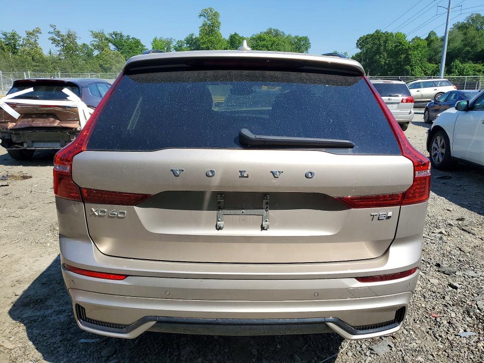 2025 Volvo Xc60 VIN YV4H60RC0S1068131 COPART salvage auction — FRONT END, MD - CERT OF SALVAGE > 75% DAMAGE, sold $8,800 on 2026-07-31 (photo 6)