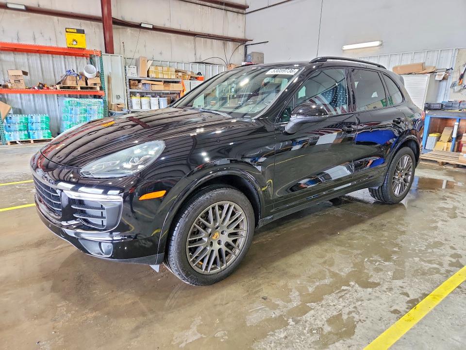 2017 Porsche Cayenne VIN WP1AA2A21HKA80923 — COPART salvage auction photo