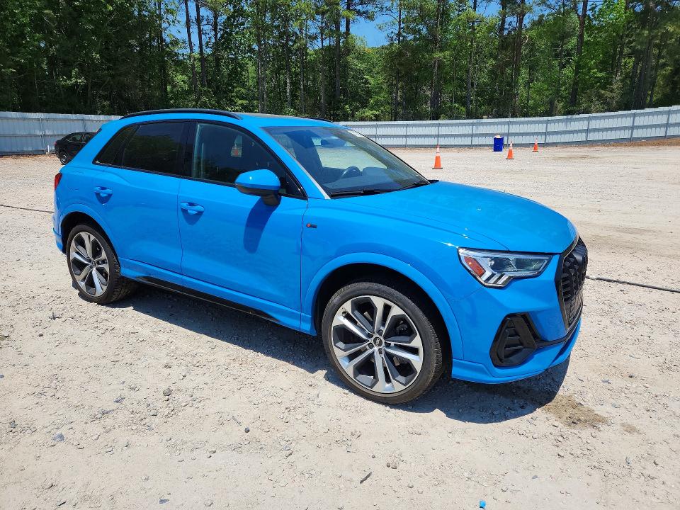 2021 Audi VIN WA1EECF37M1074858 COPART salvage auction — SIDE, Nc - Salvage Certificate Of Title, sold $9,900 on 2026-07-31 (photo 4)