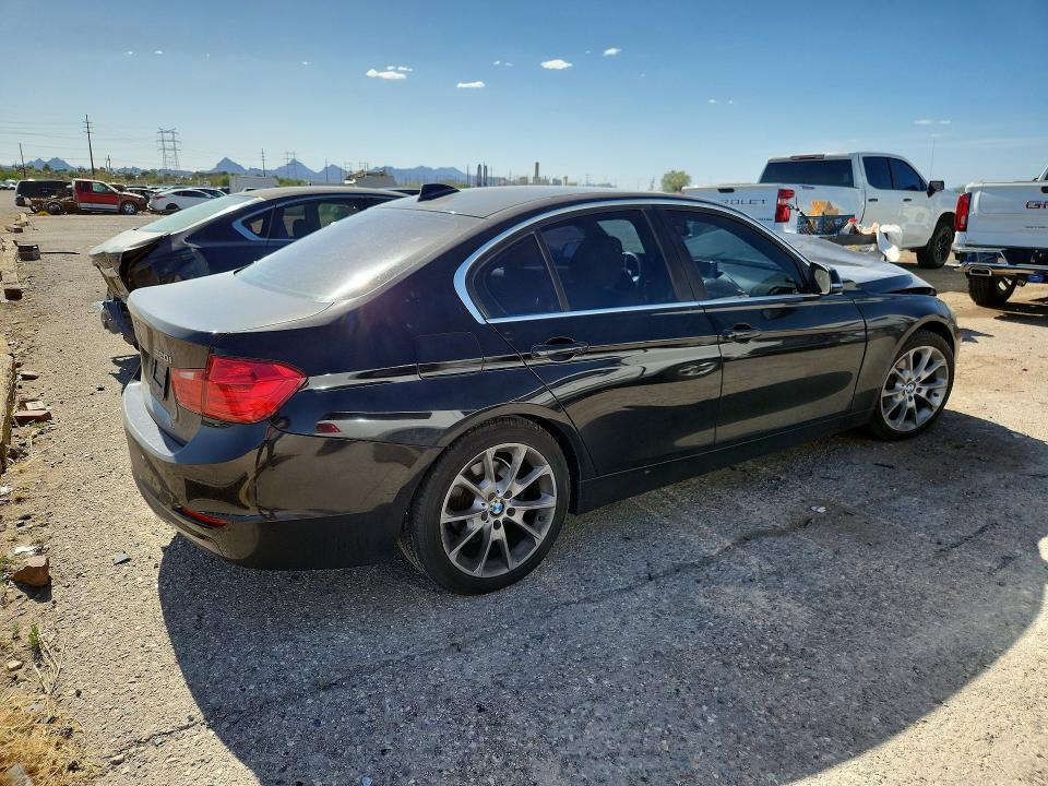2015 BMW VIN WBA3B1G58FNT02546 COPART salvage auction — FRONT END, Az - Cert Of Title - Salvage, sold $300 on 2026-08-07 (photo 3)