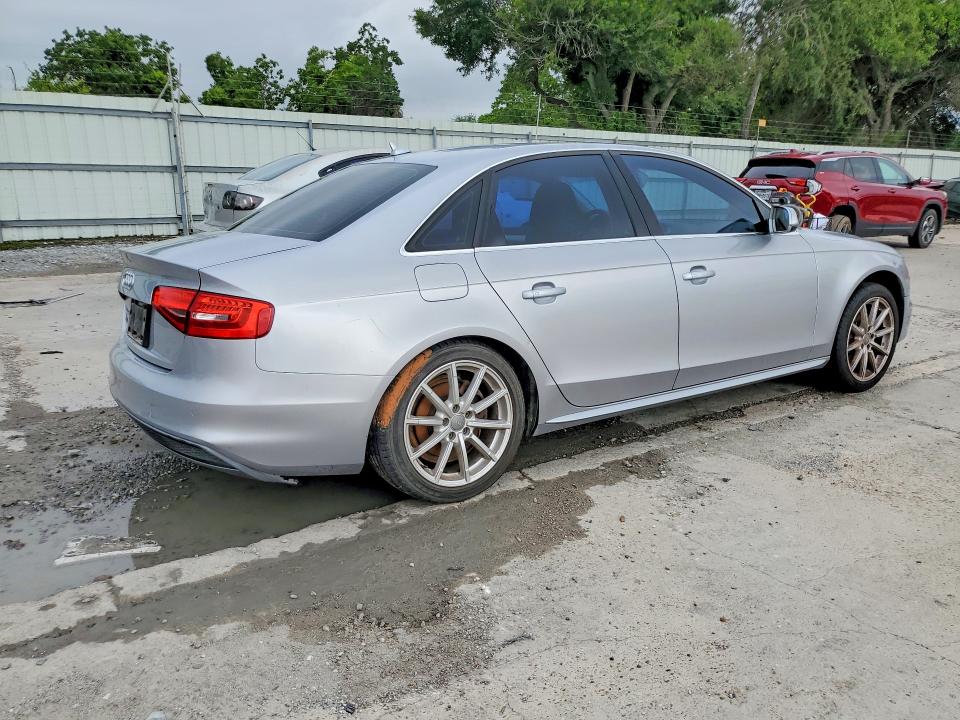 2015 Audi A4 VIN WAUEFAFL8FN022672 COPART salvage auction — REAR END, TX - SALVAGE VEHICLE TITLE (P), sold $40 on 2026-07-28 (photo 3)