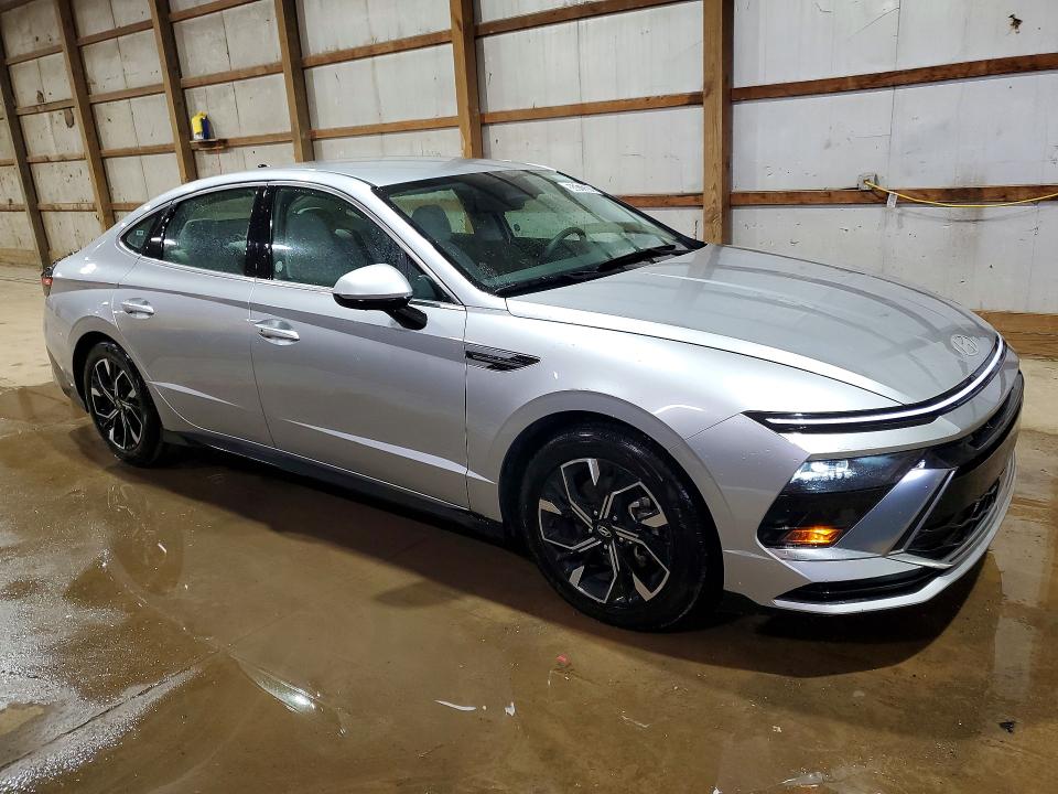 2025 Hyundai Sonata VIN KMHL64JAXSA462956 COPART salvage auction — FRONT END, FL - CERT OF TITLE SLVG REBUILDABLE, sold $8,300 on 2026-07-22 (photo 4)