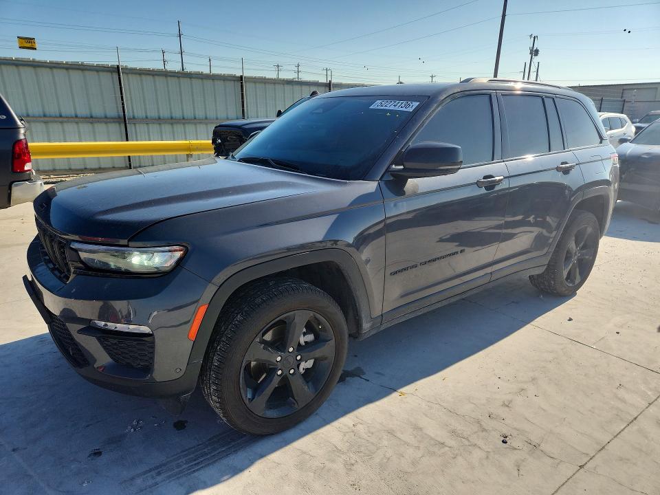 2025 Jeep Cherokee VIN 1C4RJHBG8SC277106 — COPART salvage auction photo