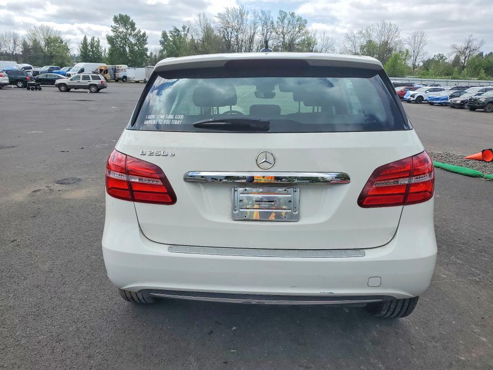 2016 Mercedes-benz B-klasse VIN WDDVP9ABXGJ010650 COPART salvage auction — FRONT END, Or - Salvage Title Certificate, sold $1,150 on 2026-07-27 (photo 6)