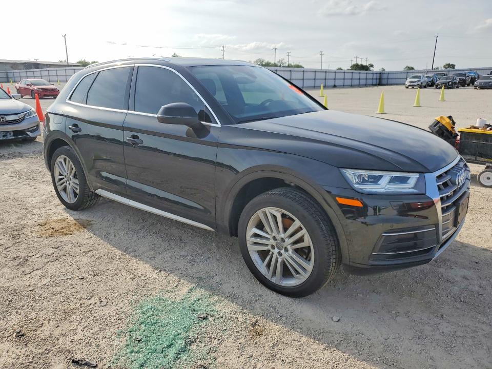 2019 Audi Q5 VIN WA1BNAFY0K2111971 COPART salvage auction — MINOR DENT/SCRATCHES, Tx - Salvage Vehicle Title, sold $7,800 on 2026-07-16 (photo 4)