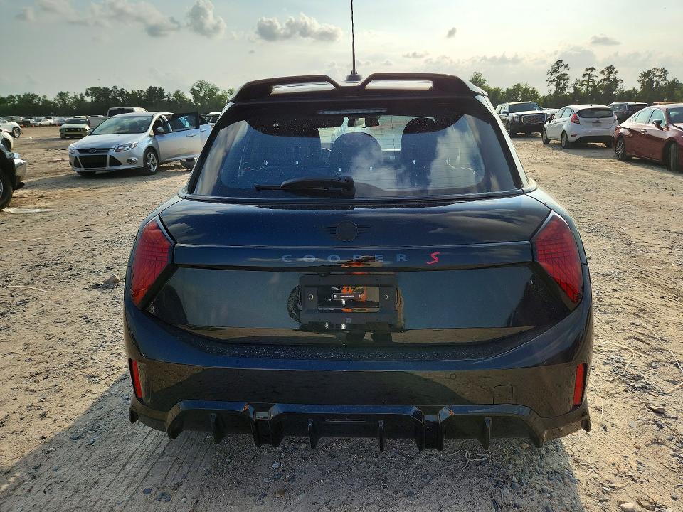 2025 Mini Cooper VIN WMW53GD04S2W65276 COPART salvage auction — FRONT END, Tx - Salvage Vehicle Title, sold $11,000 on 2026-07-28 (photo 6)