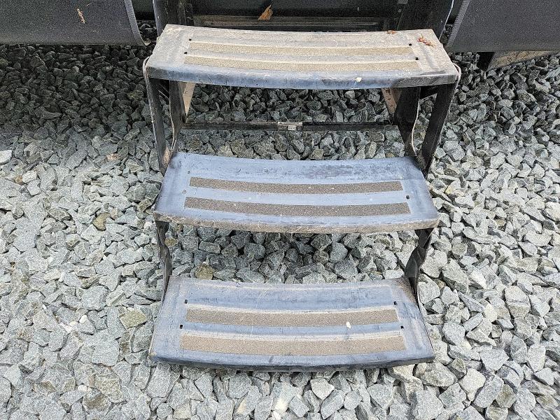 2021 Wildwood Recreational vehicle (rv) VIN 4X4TWDM27MM060106 COPART salvage auction — WATER/FLOOD, MI - SCRAP CERT OF TITLE-FLOOD VEH, sold $125 on 2026-07-30 (photo 8)