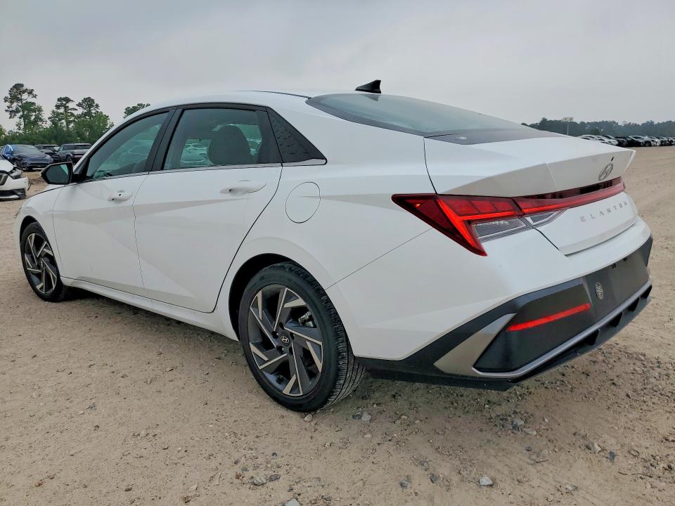 2025 Hyundai VIN KMHLS4DG3SU894282 COPART salvage auction — REAR END, Tx - Salvage Vehicle Title, sold $9,100 on 2026-07-17 (photo 2)