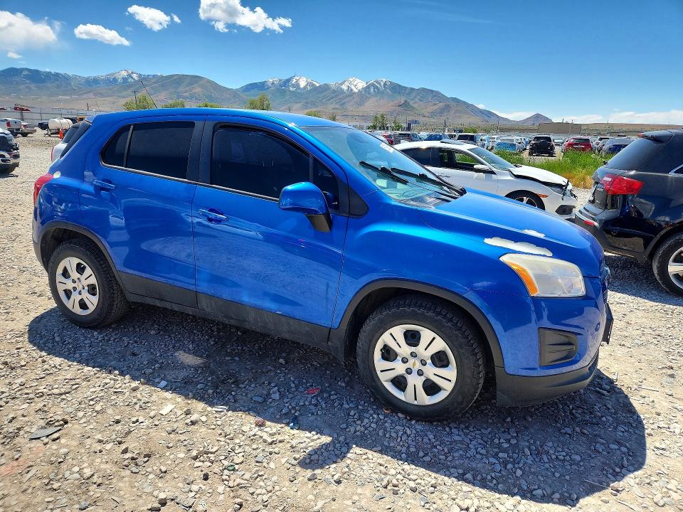 2015 Chevrolet Trax VIN KL7CJKSB6FB252723 COPART salvage auction — MECHANICAL, Nv - Certificate Of Title, sold $1,650 on 2026-07-14 (photo 4)