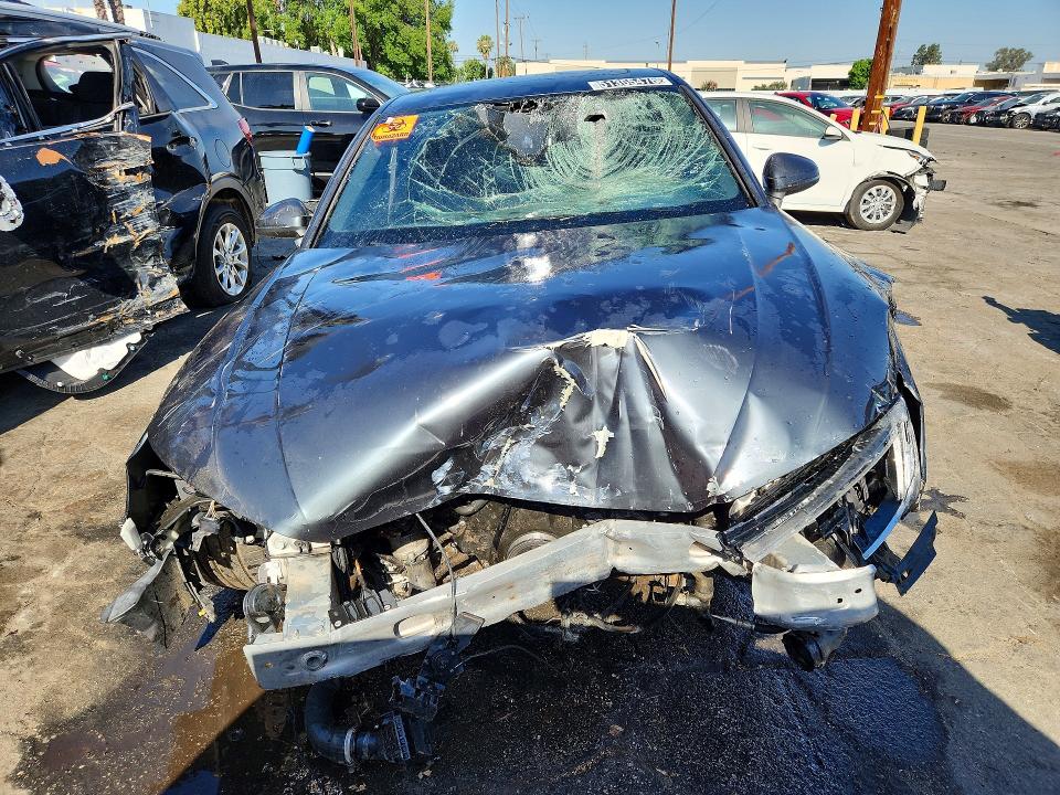 2018 Audi A4 VIN WAUENAF43JN004827 COPART salvage auction — FRONT END, Wv - Certificate Of Title, sold $50 on 2026-07-28 (photo 5)