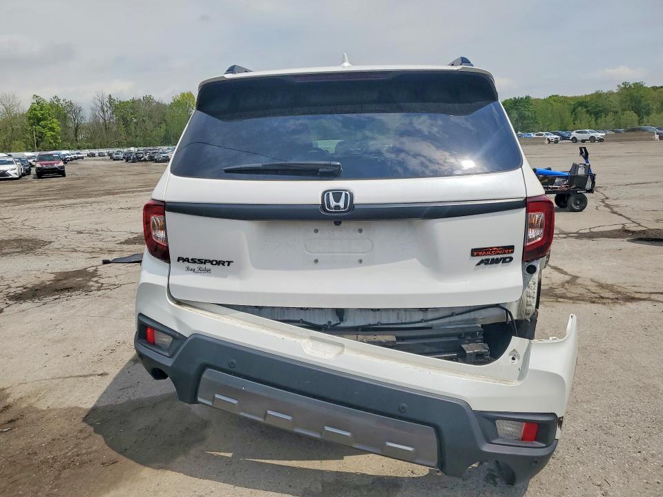 2023 Honda Passport VIN 5FNYF8H64PB019364 COPART salvage auction — REAR END, Ny - Mv-907A Salvage Certificate, sold $8,300 on 2026-07-28 (photo 6)
