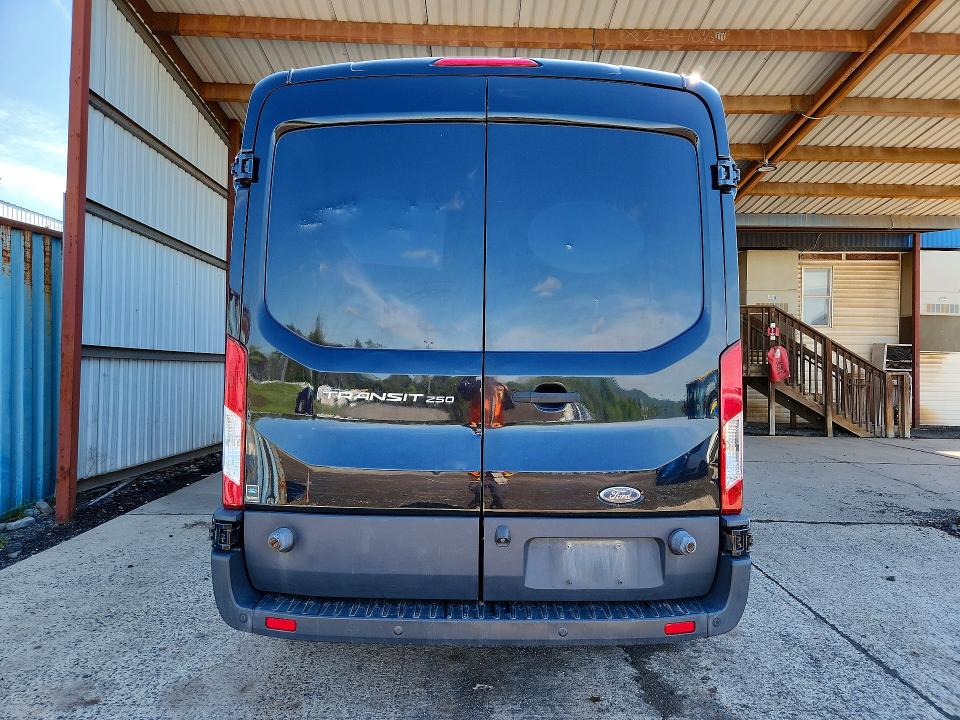 2017 Ford Transit VIN 1FTYR2CM6HKB48608 COPART salvage auction — MINOR DENT/SCRATCHES, PA - CERT OF TITLE, sold $6,300 on 2026-07-09 (photo 6)