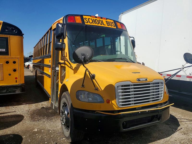 2013 Thomas Saf-t-liner c2 VIN 4UZABRDT8DCFA7895 COPART salvage auction — NORMAL WEAR, IL - CERTIFICATE OF TITLE, sold $1,400 on 2026-10-06 (photo 1)