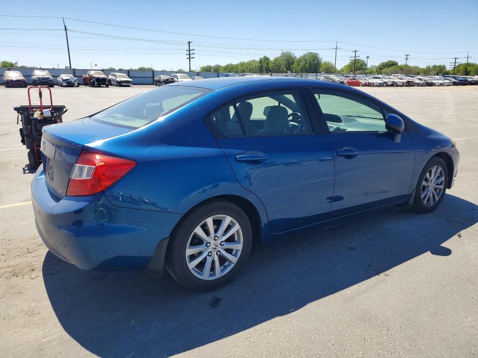 2012 Honda Civic VIN 2HGFB2F96CH549077 COPART salvage auction — FRONT END, Id - Salvage Certificate Of Title, sold $1,650 on 2026-07-02 (photo 3)