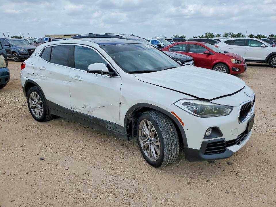 2018 BMW VIN WBXYJ3C39JEJ75605 COPART salvage auction — MINOR DENT/SCRATCHES, Tx - Certificate Of Title, sold $6,100 on 2026-07-02 (photo 4)