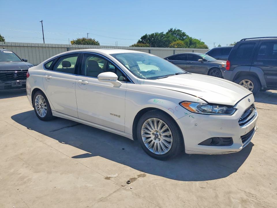 2015 Ford Fusion VIN 3FA6P0LU3FR279169 COPART salvage auction — HAIL, Tx - Salvage Vehicle Title, sold $1,050 on 2026-07-02 (photo 4)