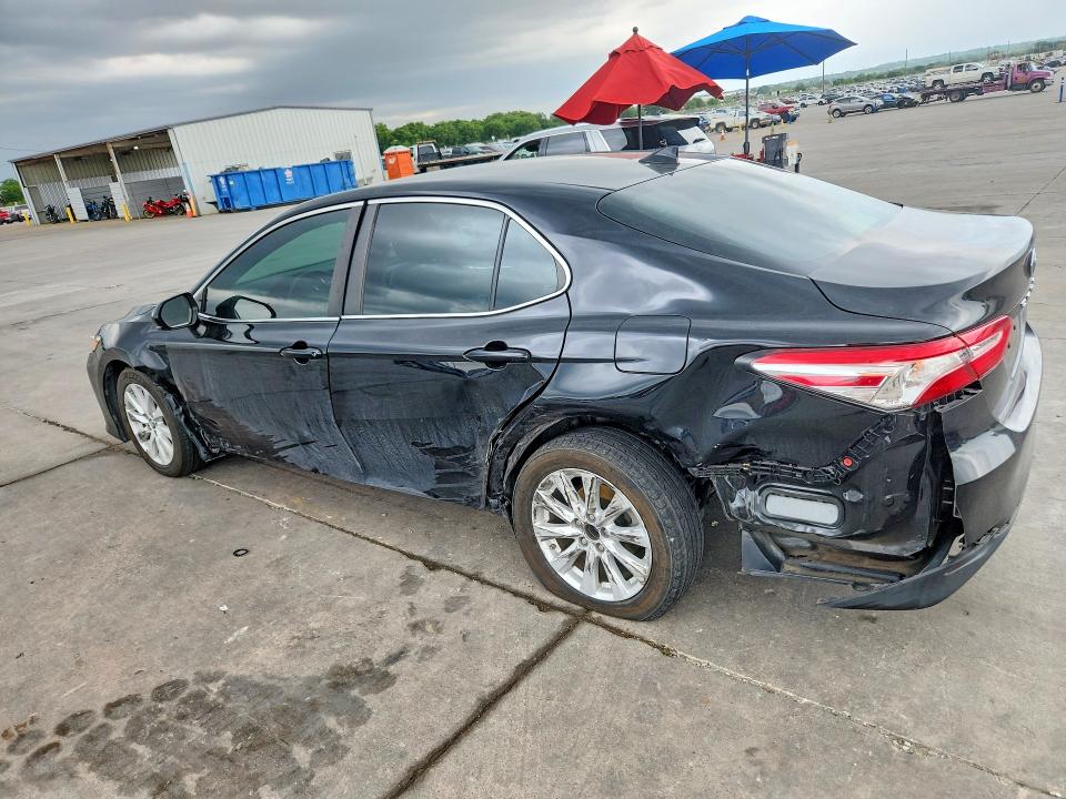 2019 Toyota Camry VIN 4T1B11HK5KU721097 COPART salvage auction — SIDE, Tx - Salvage Vehicle Title, sold $5,300 on 2026-07-02 (photo 2)