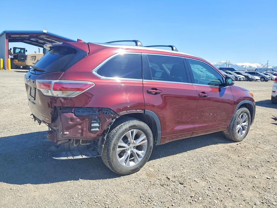 2015 Toyota Highlander VIN 5TDJKRFH6FS182583 COPART salvage auction — REAR END, Mt - Salvage Certificate Of A Vehic, sold $7,000 on 2026-07-14 (photo 3)