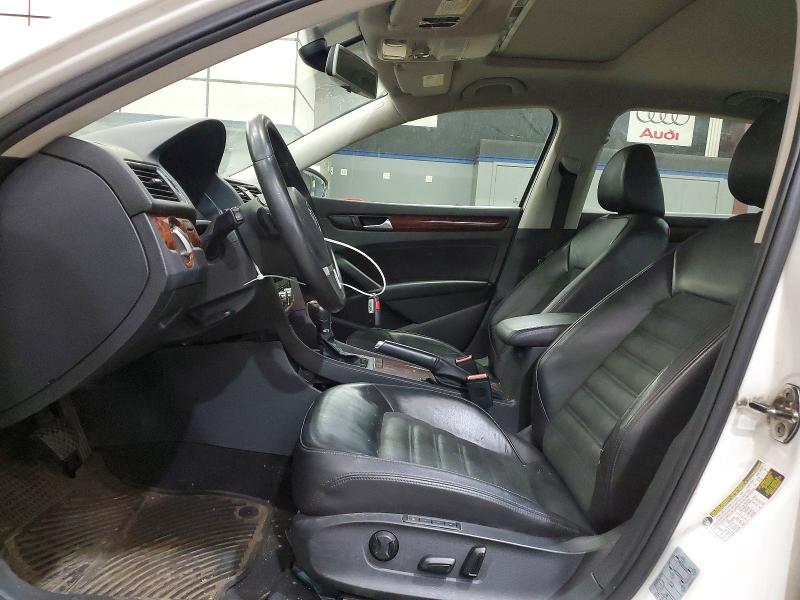 2012 Volkswagen Passat VIN 1VWCM7A35CC083850 COPART salvage auction — MINOR DENT/SCRATCHES, CT - CERTIFICATE OF TITLE, sold $975 on 2026-07-10 (photo 7)