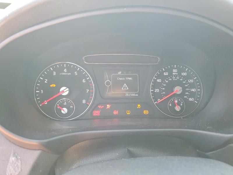 2018 Kia VIN 5XYPG4A53JG366381 COPART salvage auction — NORMAL WEAR, Va - Certificate Of Title, sold $900 on 2026-07-07 (photo 9)