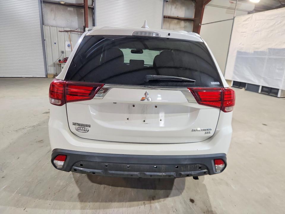 2019 Mitsubishi Outlander VIN JA4AZ3A33KZ005822 COPART salvage auction — FRONT END, Ma - Cert Of Title-Salvage, sold $2,550 on 2026-07-06 (photo 6)