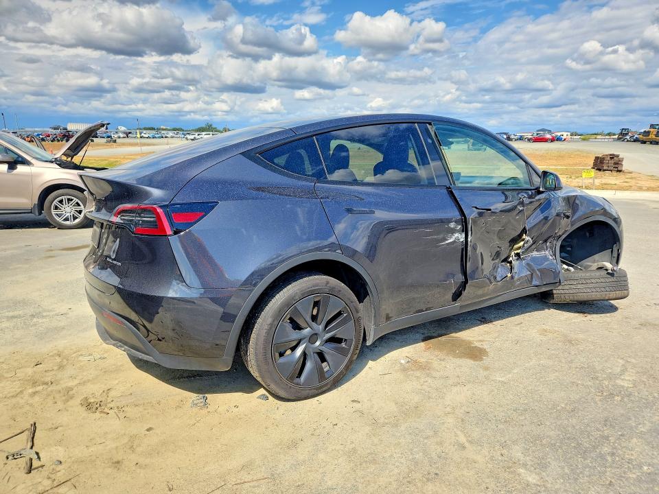 2024 Tesla Model y VIN 7SAYGDEE8RF166407 COPART salvage auction — SIDE, Ca - Salvage Certificate, sold $12,800 on 2026-07-14 (photo 3)