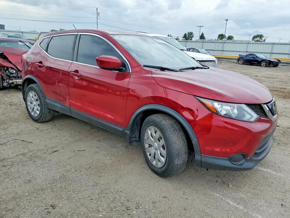 2019 Nissan Rogue sport VIN JN1BJ1CR1KW318850 COPART salvage auction — MINOR DENT/SCRATCHES, Il - Certificate Of Title (P), sold $4,250 on 2026-07-08 (photo 4)