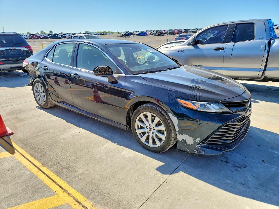 2018 Toyota Camry VIN JTNB11HKXJ3023086 COPART salvage auction — REAR END, KY - CERT OF TITLE-SALVAGE, sold $3,250 on 2026-07-30 (photo 4)