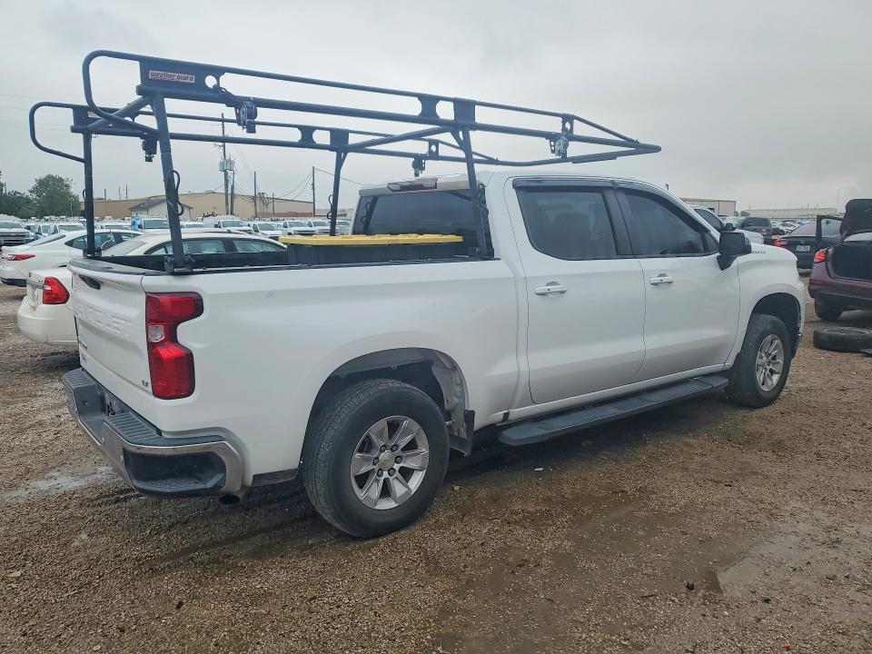 2019 Chevrolet Silverado VIN 3GCPWCEK9KG116028 COPART salvage auction — MINOR DENT/SCRATCHES, OK - CERTIFICATE OF TITLE, sold $11,700 on 2026-07-30 (photo 3)