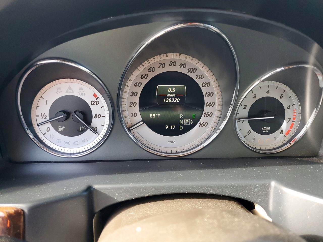 2015 Mercedes-Benz GLK-Class VIN WDCGG5HB0FG341891 COPART salvage auction — Front End, TX - CERTIFICATE OF TITLE (P), sold $4,500 on 2026-07-01 (photo 9)