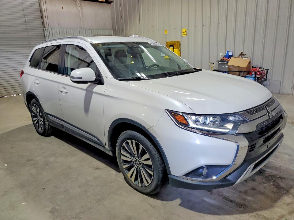 2019 Mitsubishi VIN JA4AZ3A3XKZ018552 COPART salvage auction — MINOR DENT/SCRATCHES, Wv - Certificate Of Title (P), sold $3,650 on 2026-07-02 (photo 4)