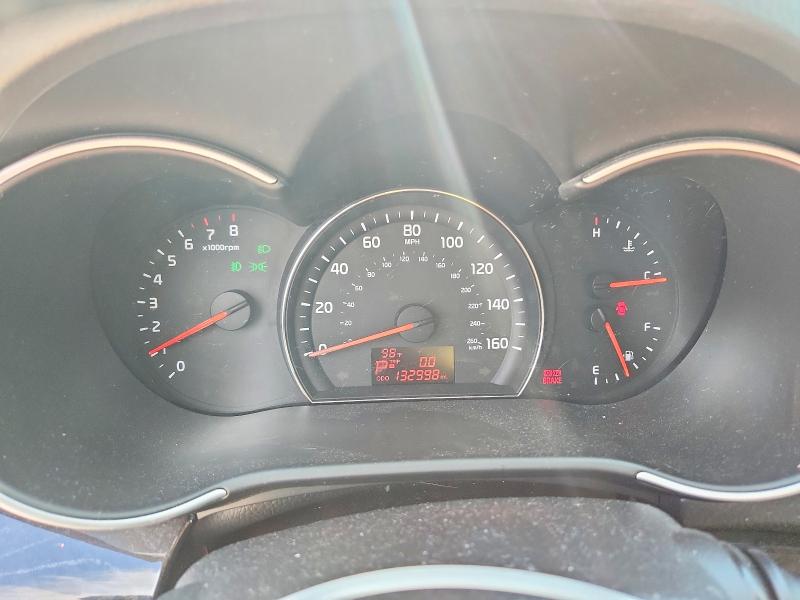 2015 Kia Sorento VIN 5XYKT4A63FG579529 COPART salvage auction — REAR END, Tx - Salvage Vehicle Title, sold $1,400 on 2026-07-08 (photo 9)