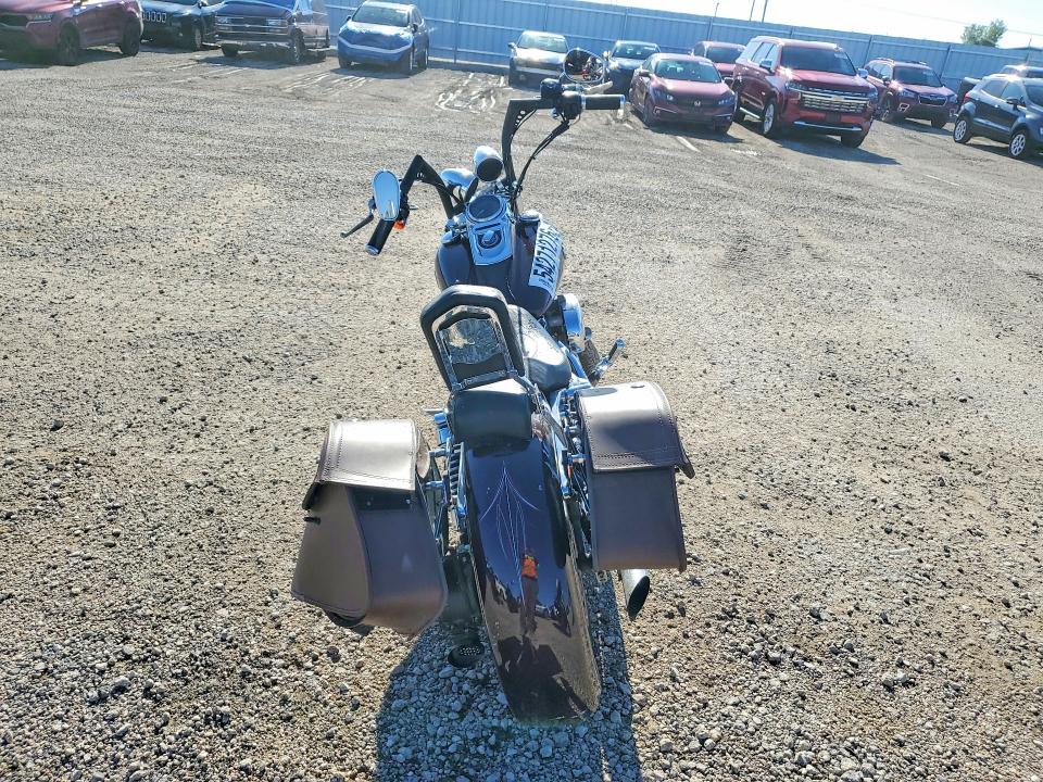 2005 Harley-davidson Fxdwg VIN 1HD1GEV125K304746 COPART salvage auction — FRONT END, IA - CERT OF TITLE-SALVAGE TITLE, sold $1,600 on 2026-07-02 (photo 4)