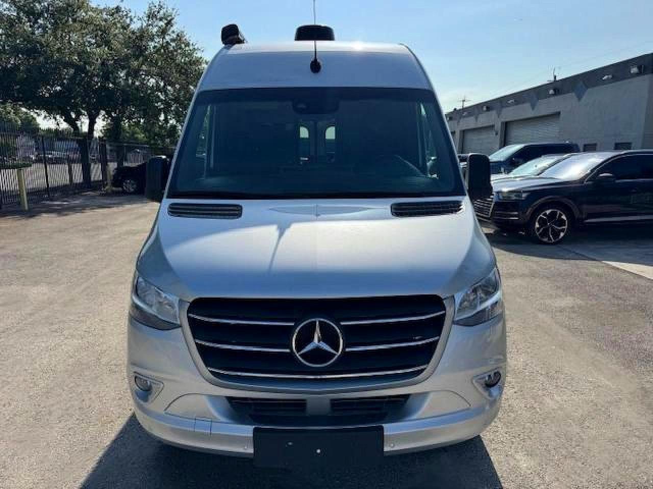 2022 Mercedes-benz Sprinter VIN W1X4EBHY0NP484324 COPART salvage auction — Water/Flood, FL - CERTIFICATE OF DESTRUCTION (P), sold $44,500 on 2026-07-09 (photo 5)