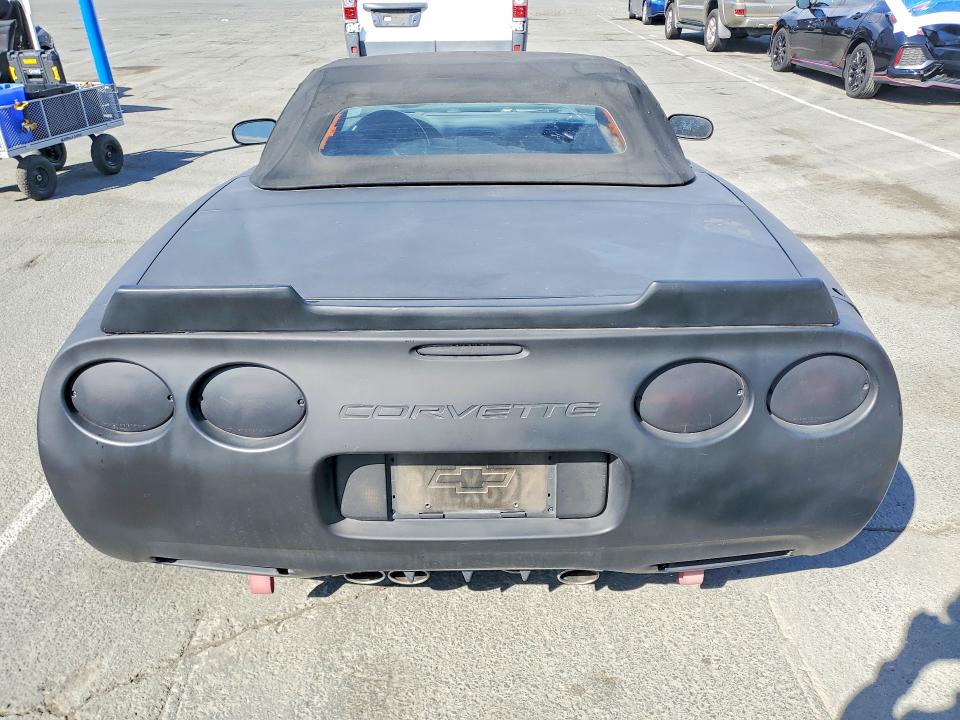 2002 Chevrolet Corvette VIN 1G1YY32G825115600 COPART salvage auction — MINOR DENT/SCRATCHES, Fl - Dis/Dlr/Exp Only Clean Title, sold $2,300 on 2026-07-31 (photo 6)