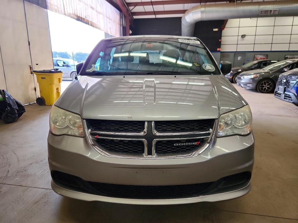 2014 Dodge Grand caravan VIN 2C4RDGBG2ER166774 COPART salvage auction — MINOR DENT/SCRATCHES, Me - Certificate Of Title, sold $1,900 on 2026-07-09 (photo 5)