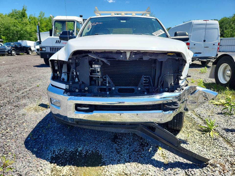 2015 Ram 3500 VIN 3C7WRTCJ0FG688773 COPART salvage auction — FRONT END, Va - Cert Of Title - Salvage, sold $9,000 on 2026-07-29 (photo 5)
