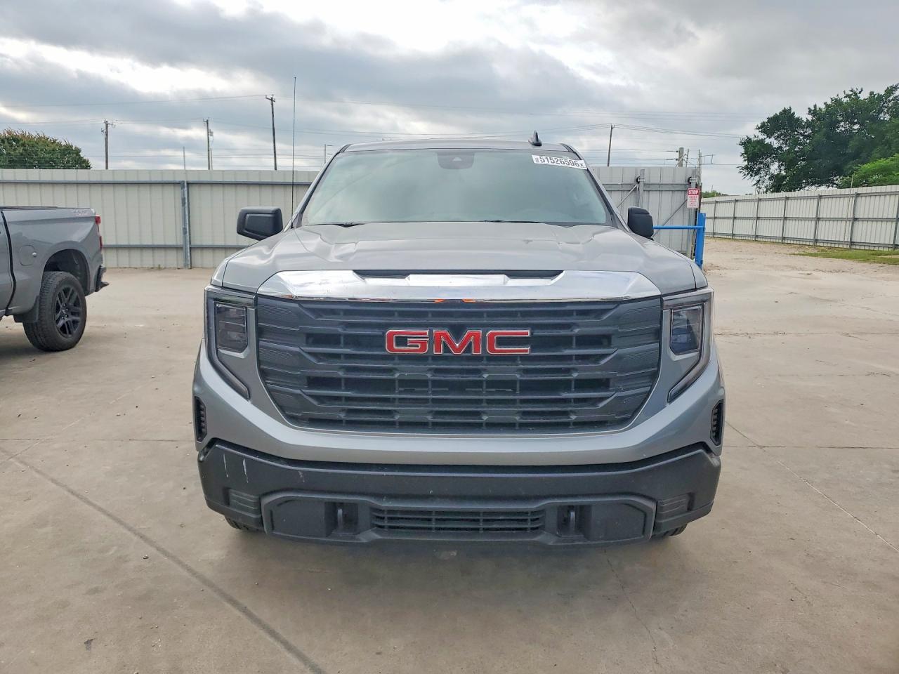 2026 GMC Sierra VIN 3GTNUAEK8TG138413 COPART salvage auction — Rear End, TX - SALVAGE VEHICLE TITLE, sold $19,500 on 2026-07-02 (photo 5)